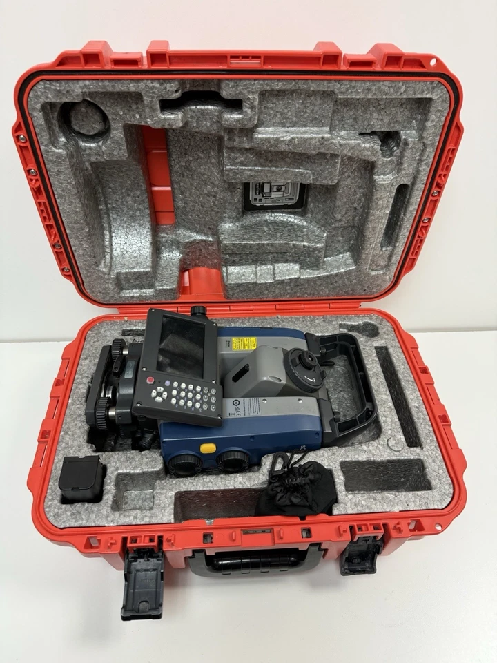 Estación Total de Topografía Robótica Sokkia IX-505 5" con Prisma de 360 Grados *TAL CUAL* Foto 2 de 4