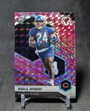 Khalil Herbert Pink Camo Prizm Rookie RC 2021 Mosaic Card #380 Chicago Bears. rookie card picture