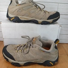 Merrell shoes Womens 9.5 Moab Ventilator Continuum Low Hiking Tan Vibram Trail