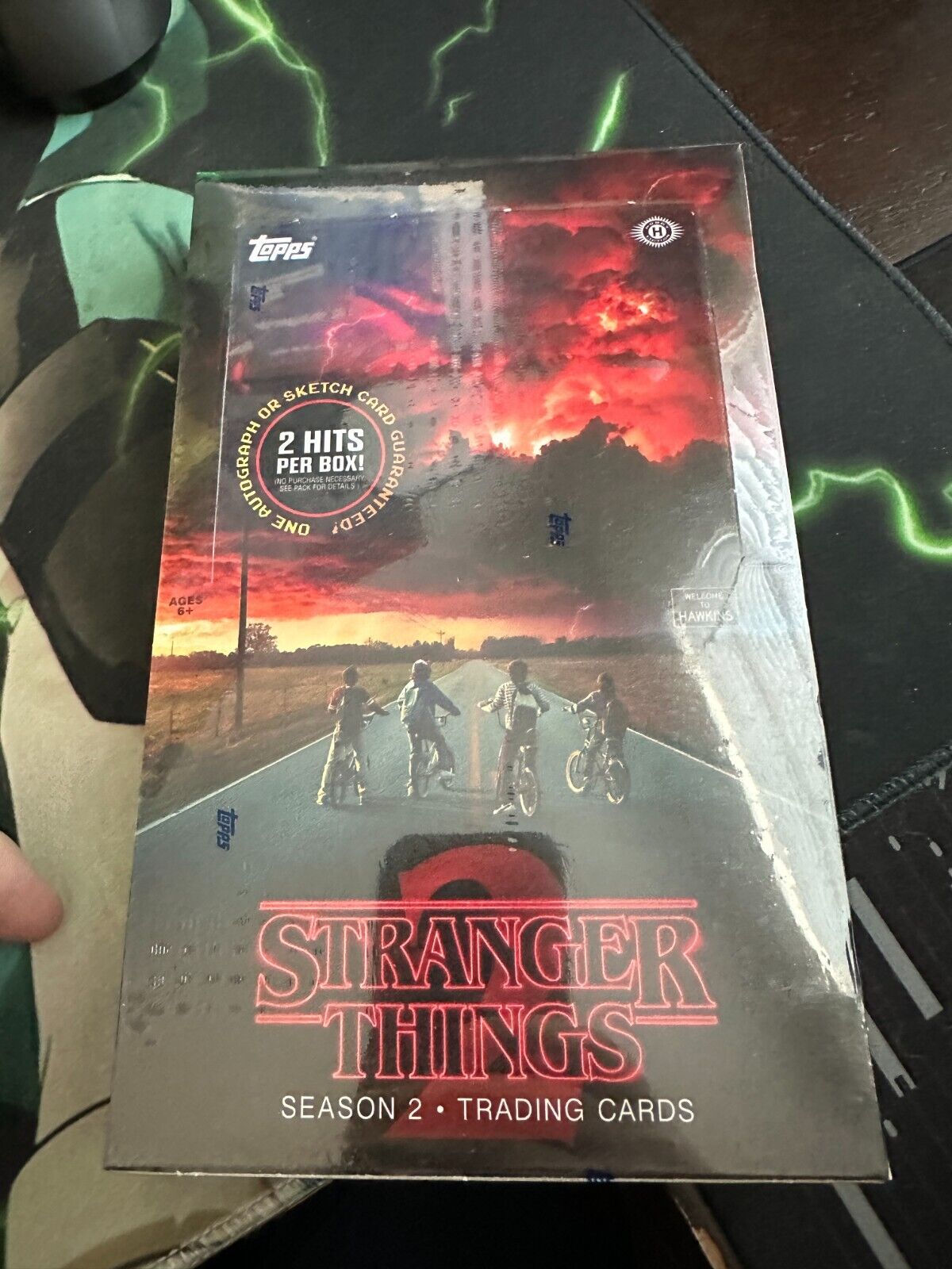 STRANGER THINGS SEASON 1 CARD,2 Sticker Cards NETFLIX Topps ORIGINAL WILL  BYERS