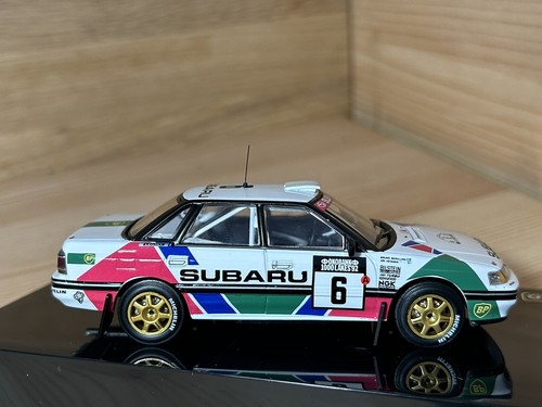 SUBARU LEGACY RS #6 A.VATANEN-B.BERGLUND 1000 LAKES RALLY 1992 IXO RAC218 1:43 - Foto 7 di 15