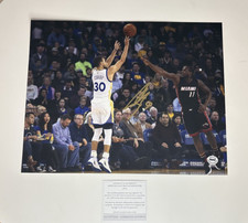 Steph Curry Signed #30 Golden State Warriors Autographed 11x14 Photo COA A46286