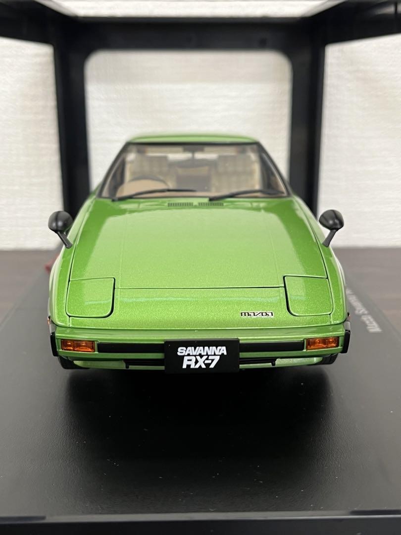 AutoArt 1/18 Mazda Savanna RX-7 SA Green Classic Sports Car