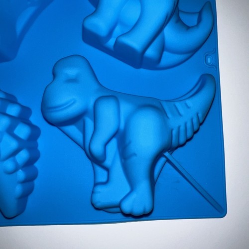 6-cavity Rectangular Silicone Mold Dinosaur Designs Blue - Picture 4 of 5