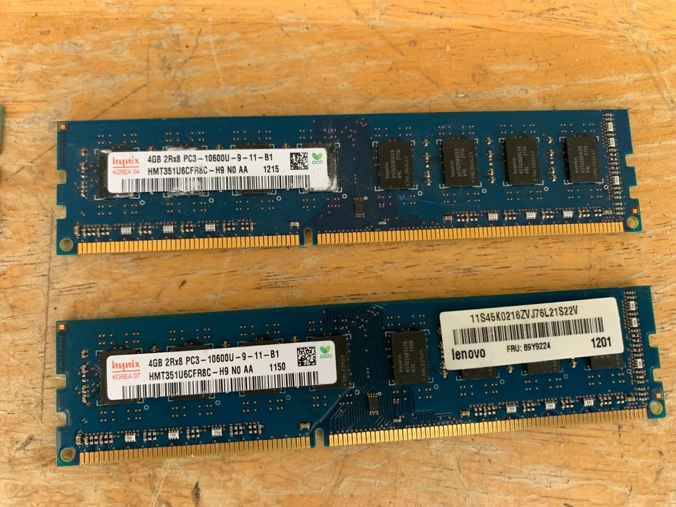 4 Piece Hynix 4GB PC3-12800U & 19600U Lenovo & Ramaxel 4GB 1RX8 Memory Module - Image 3 of 4