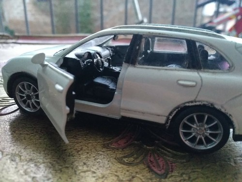Porsche Cayenne Turbo S Made In China Rmz City - Foto 6 di 12