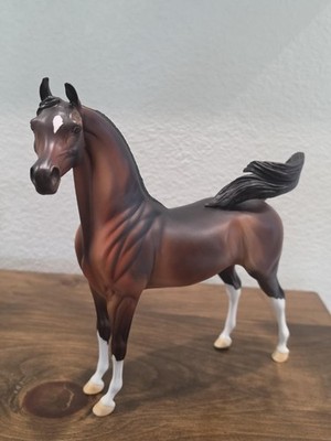 Beautiful  Peter Stone Arabian  Model Horse Swish Tail Flashy Arab Figurine