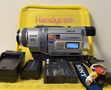 Sony Handycam DCR-TRV240 NTSC Digital 8 Hi8 Camcorder Nightshot TESTED   BT