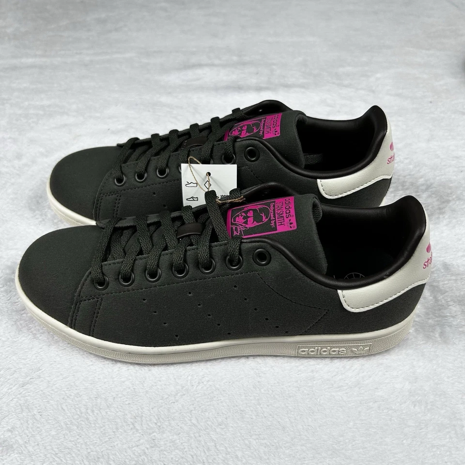 阿迪达斯 Stan Smith Youth 尺码 7 橄榄绿色运动鞋 GY3370 全新带盒 — 第 2/4 张图片