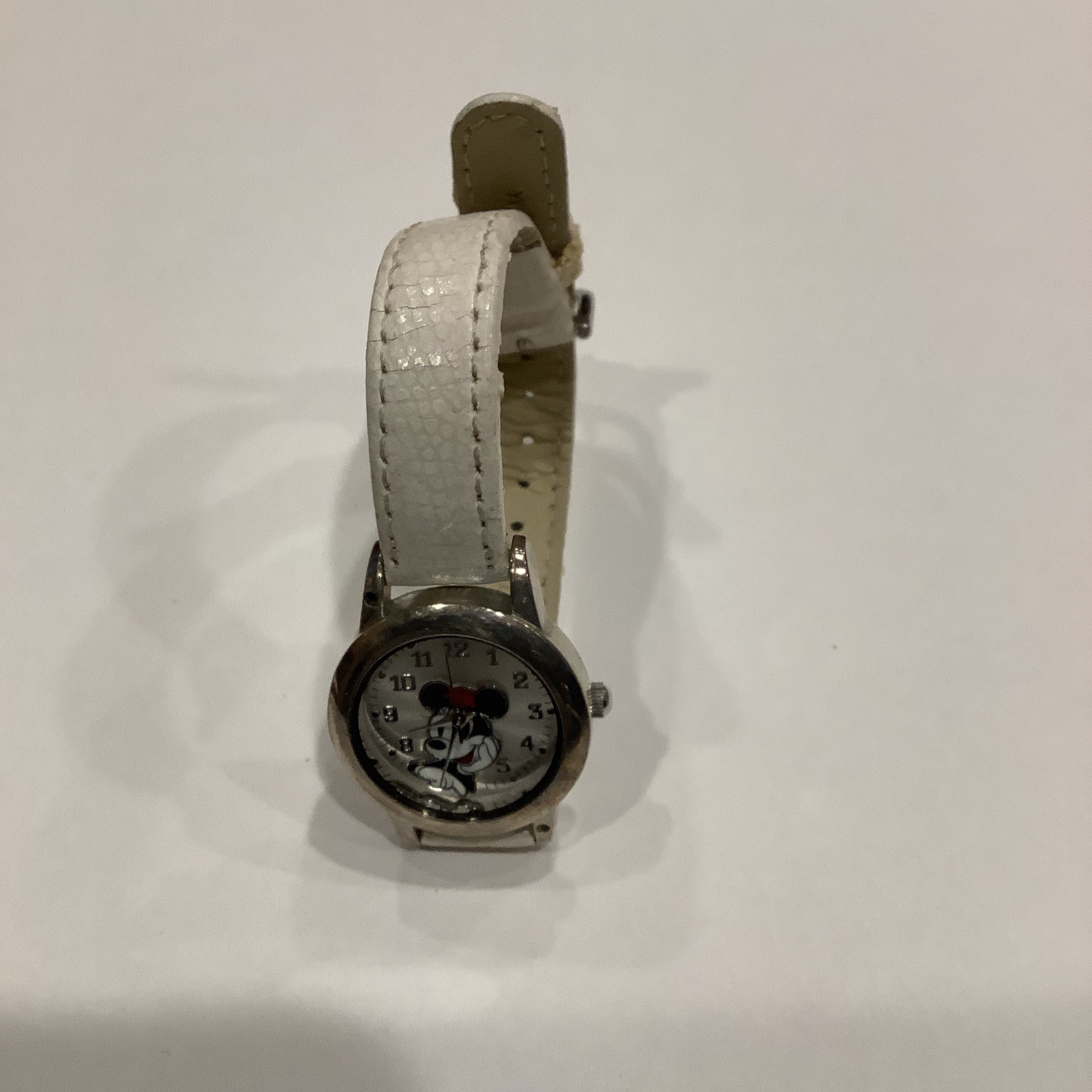 Vintage Battery Preloved Watch Runs Accutime. Great Awesome Disney New Minnie - vintagewatches.pk