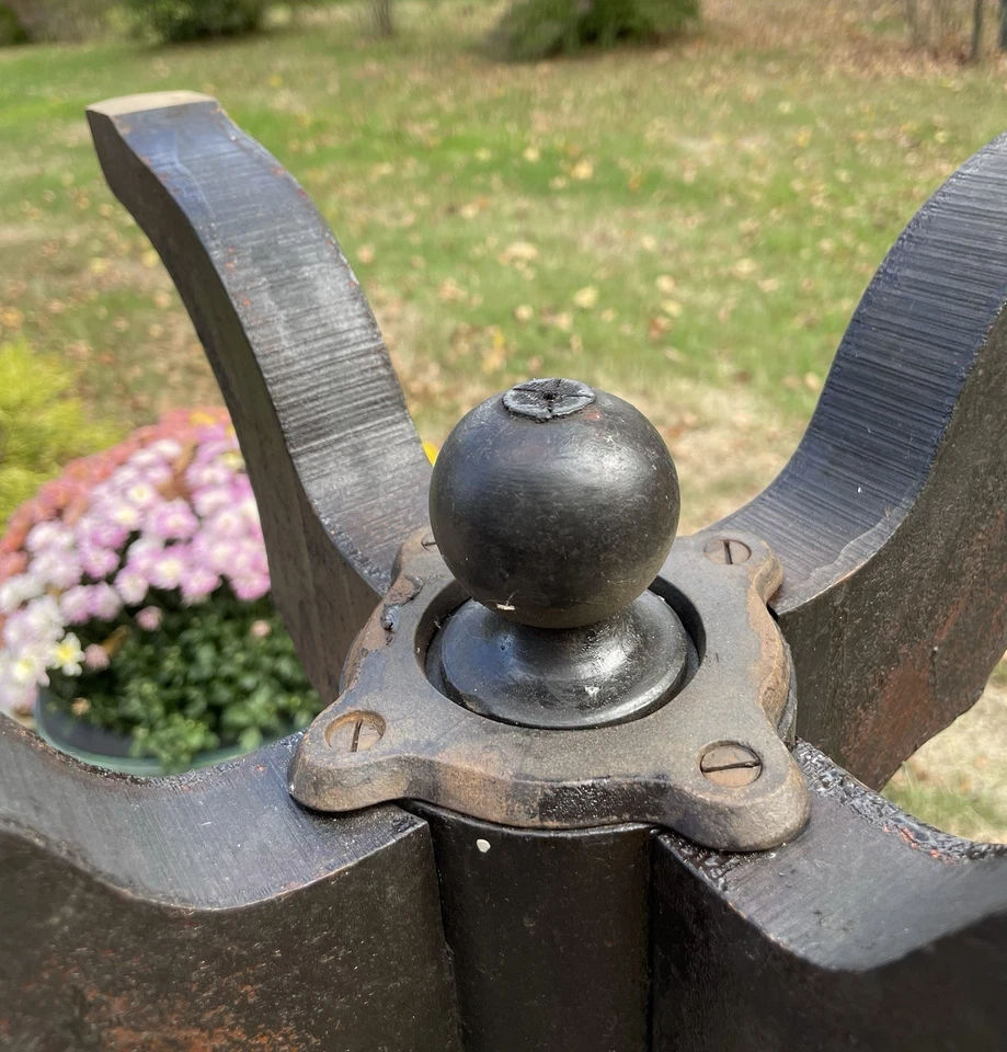 Antique Victorian Adjustable Height Stool In Walnut for Piano/Vanity/Plant Stand - Image 4 of 4