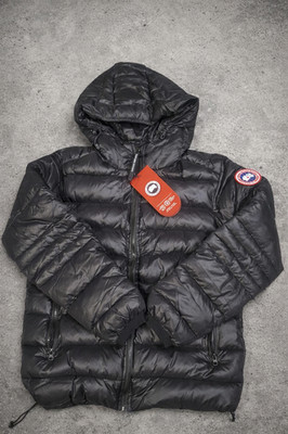 Canada Goose Daunenjacke Schwarz Gr. S NEU mit Etikett Winterjacke