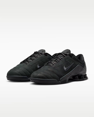 IO9934-001 Nike Total 90 Shox Magia Suede ''Black'' (Damen)