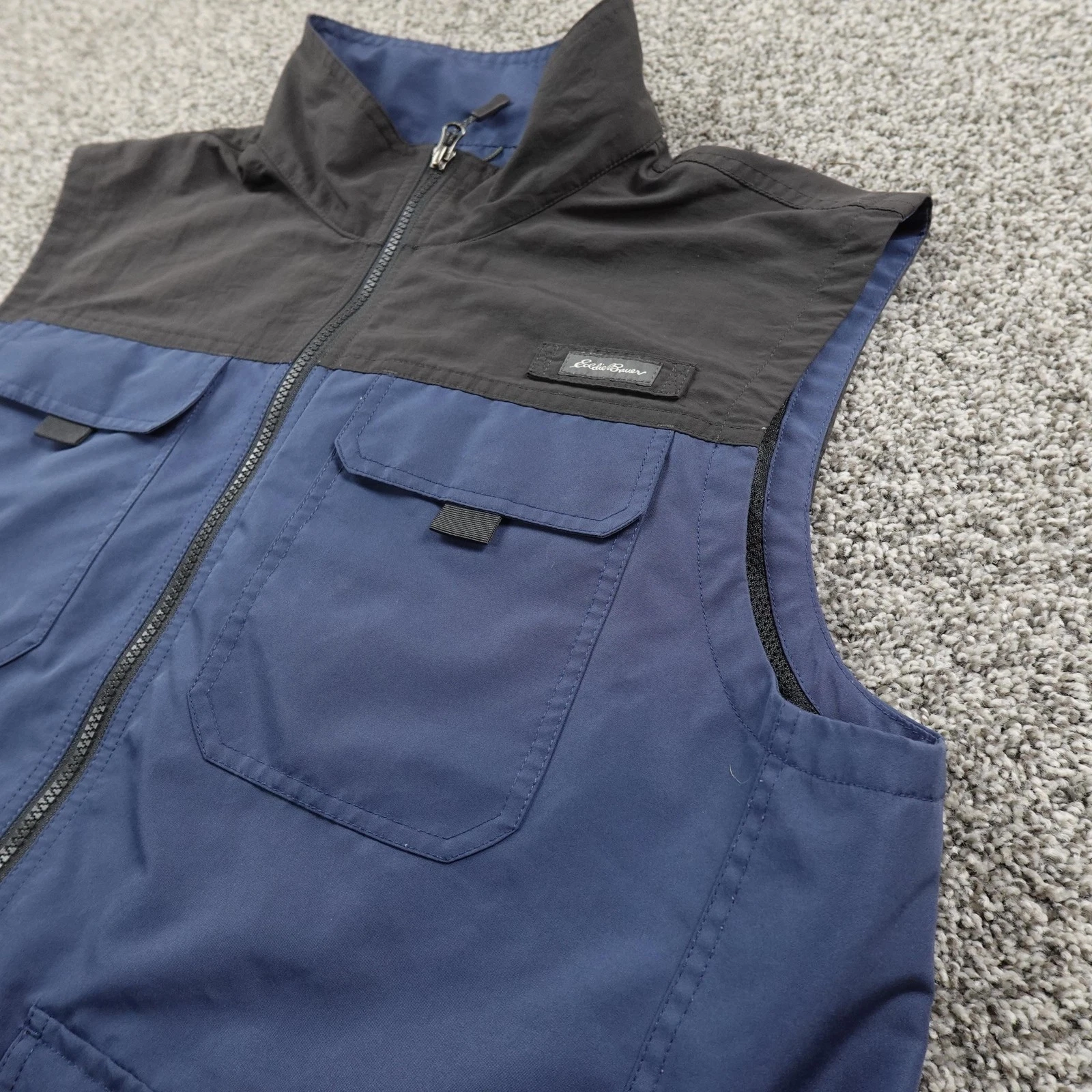Eddie Bauer Vest Mens L Blue Black Utility Full Zip Outdoor Fishing Hiking Trail
Opens in a new wind