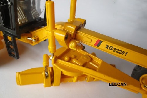 Livellatrice motore 1/32 XGMA XG3220C veicoli da costruzione macchina modello pressofuso - Foto 10 di 10