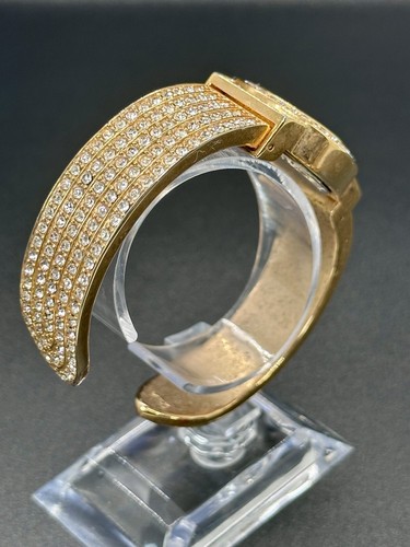 Working Waltham Ladies Watch Cuff Band Gold Tone Diamond Theme WA461L S3 - Picture 5 of 10