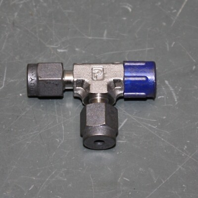 Parker Run Tee Union 2-2-2 RBZ-SS, 1/8'' CPI Tube x 1/8'' NPT Pipe, Stainless