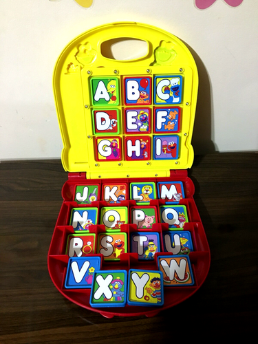 Vintage 1999 Sesame Street Tyco Tub ABC Desk Elmo & Cookie Monster ...