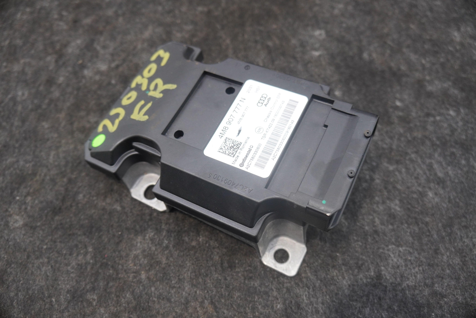Active Suspension Computer Control Module ECU 4M8907777N Lamborghini Urus 2019