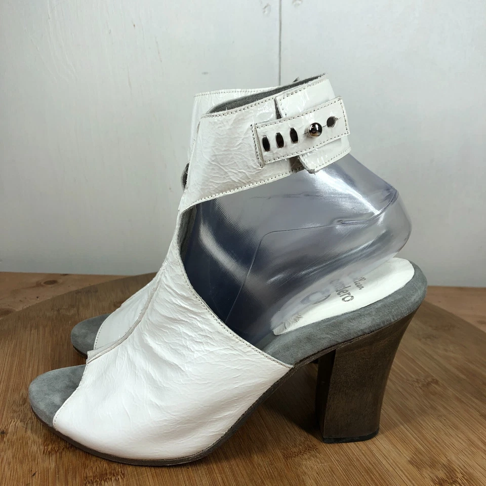 Calleen Cordero Zapatos Mujer 9 Blanco Cuero Tacones Peep Toe Sandalias Hechas en Los Ángeles Foto 2 de 4