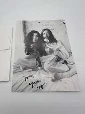 YOKO ONO Signed Autographed 5x7 Photo W/ Envelope Proof John Lennon The Beatles YOKO ONO Signed Autographed 5x7 Photo W/ Envelope Proof John Lennon The Beatles