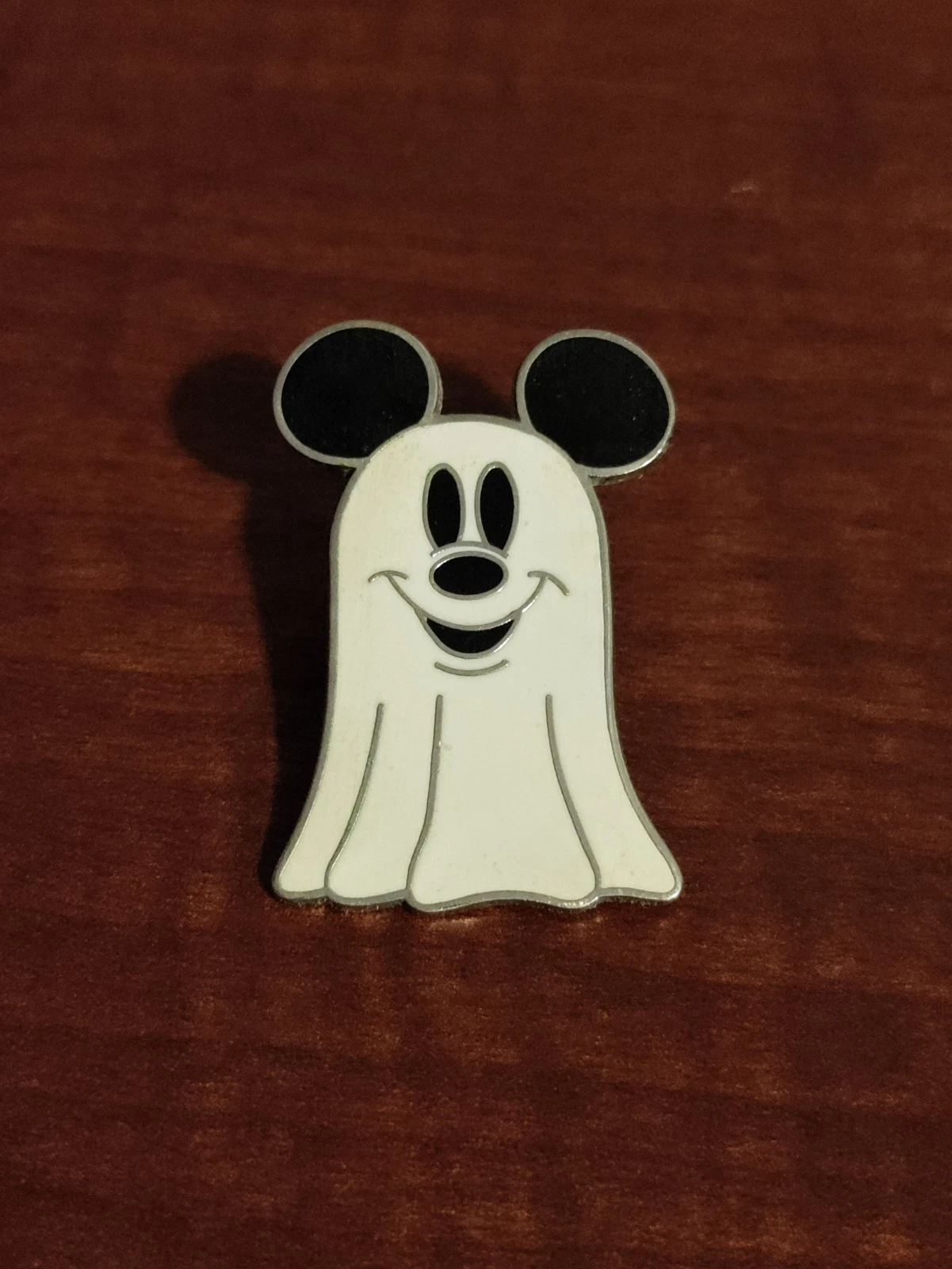 Disney Pin Mickey Mouse Ghost Costume Happy Halloween 2007 Pin Trading