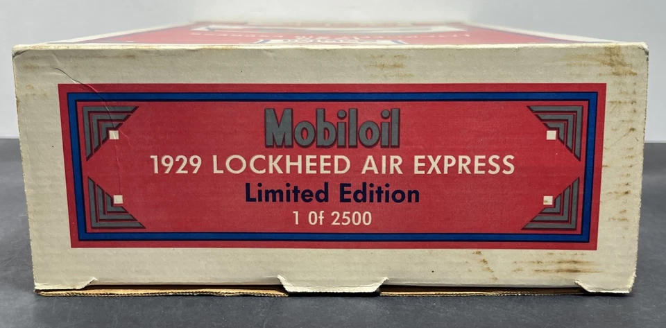 MobilOil  1929 LOCKHEED AIR EXPRESS AIRPLANE DIECAST 1993 ERTL BANK 1:43 - Image 3 of 4