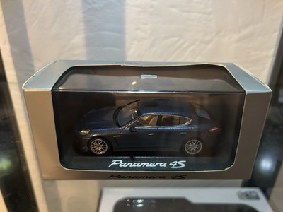 Modellautos 1:43 Minichamps Porsche Panamera 4S mit OVP