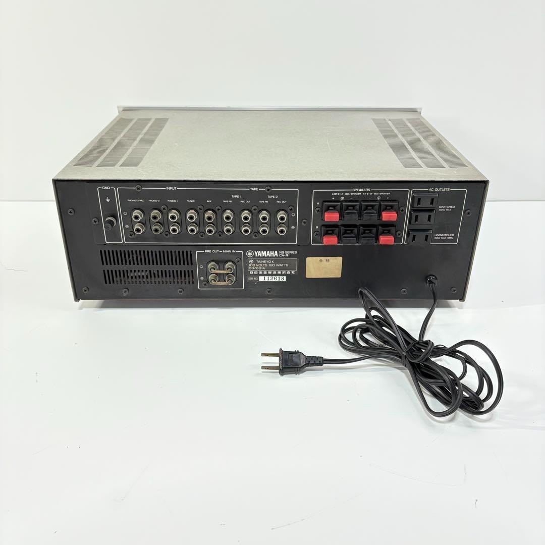 アンプ YAMAHA NATURALSOUNDSTEREOAMPLIFIER CA-RI Yamaha Natural Sound Stereo Amplifier CA-RI Used Power-on