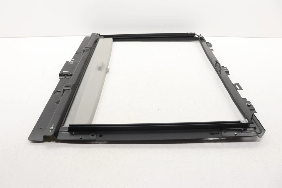 Buick Enclave 2019 marco/pista de vidrio de techo Foto 4 de 4