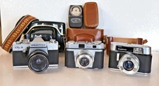 Lot of 3: 1950-70s 35mm Film Cameras w/Lenses [Praktica, Voigtlander, Iloca]