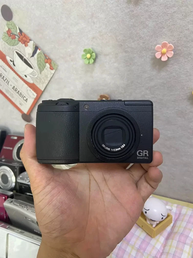 Preços baixos em Câmeras digitais Ricoh GR II | eBay