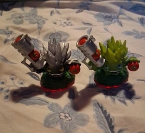 Skylanders Giants Activision Trap Team Food Fight Life Tomato Figure【2 LOT】