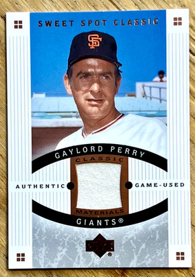 GAYLORD PERRY 2005 UD Sweet Spot Classics MATERIALS GU Jersey #CM-GP SF GIANTS