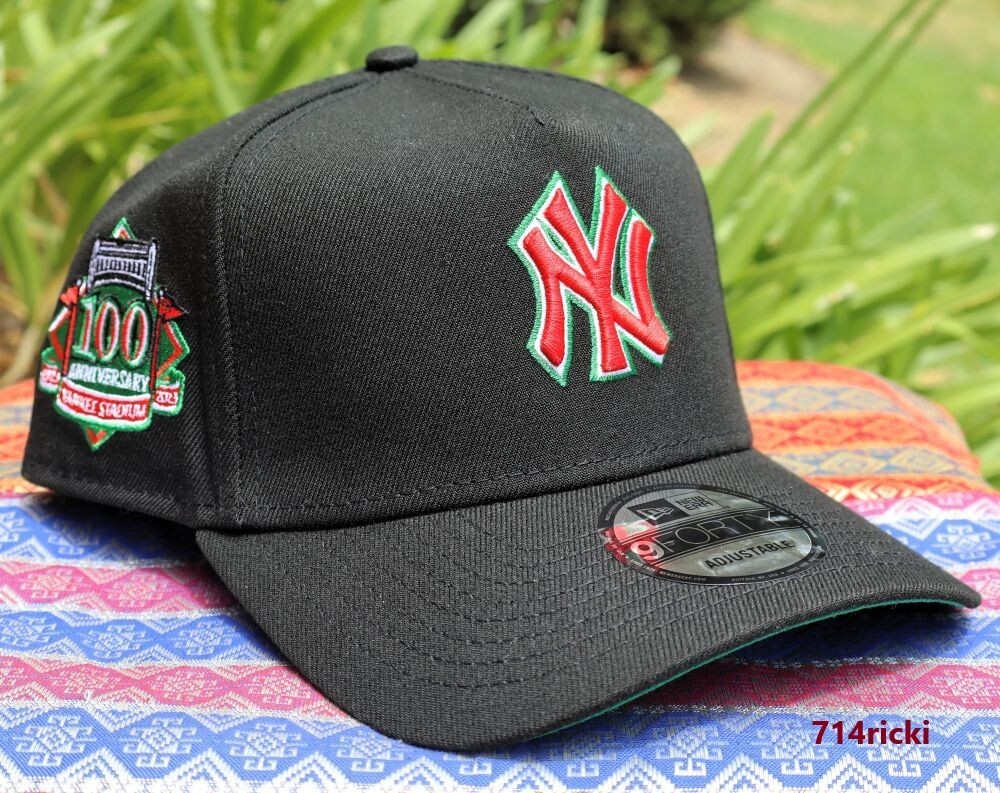 ニューヨークヤンキース 100thAnniversary スナップバックキャップ New York Yankees Yankee Stadium 100th Anniversary Snapback