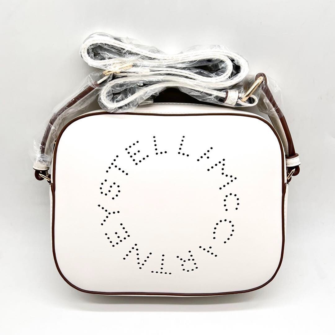 ショルダーバッグ・ポシェット STELLA MCCARTNEY Women Shoulder Bags 7B0025WP0109 White Stella McCartney Stella Logo Camera Shoulder Bag White with