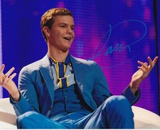 JACK QUAID signed autograph 20x25cm HUNGER GAMES in person autograph COA