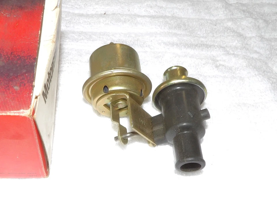 1969 - 1978 Mustang Mach 1 眼镜蛇 Shelby Cougar NOS 空调加热器 水控制阀 — 第 4/4 张图片