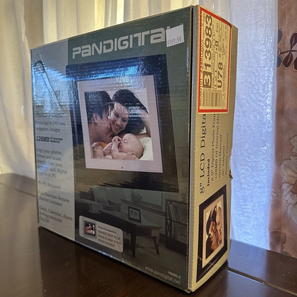 Pandigital 8" Digital Photo Frame 128MB Black Wood / Clear Frames NEW $169 MSRP - Image 3 of 4