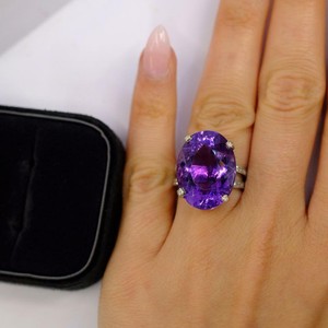 amethyst tiffany