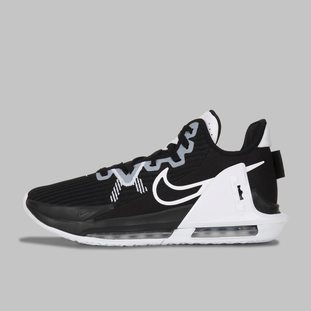 NIKE LEBRON WITNESS 6 Sz 10.5 BLK/WHITE 4 7 9 11 13 20 v2 8 12 18