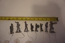 8 piece lot of Lead Soldier Figures 364