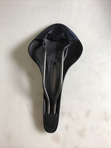 Fizik Arione R3 open Road Bike Saddle - large black - Picture 6 of 10