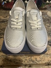 Women s Keds Size 6 NIB White Silver