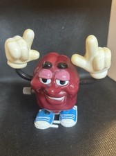 1988 The California Raisins Walking Wind-up Raisin Toy Figure Calrab Applause