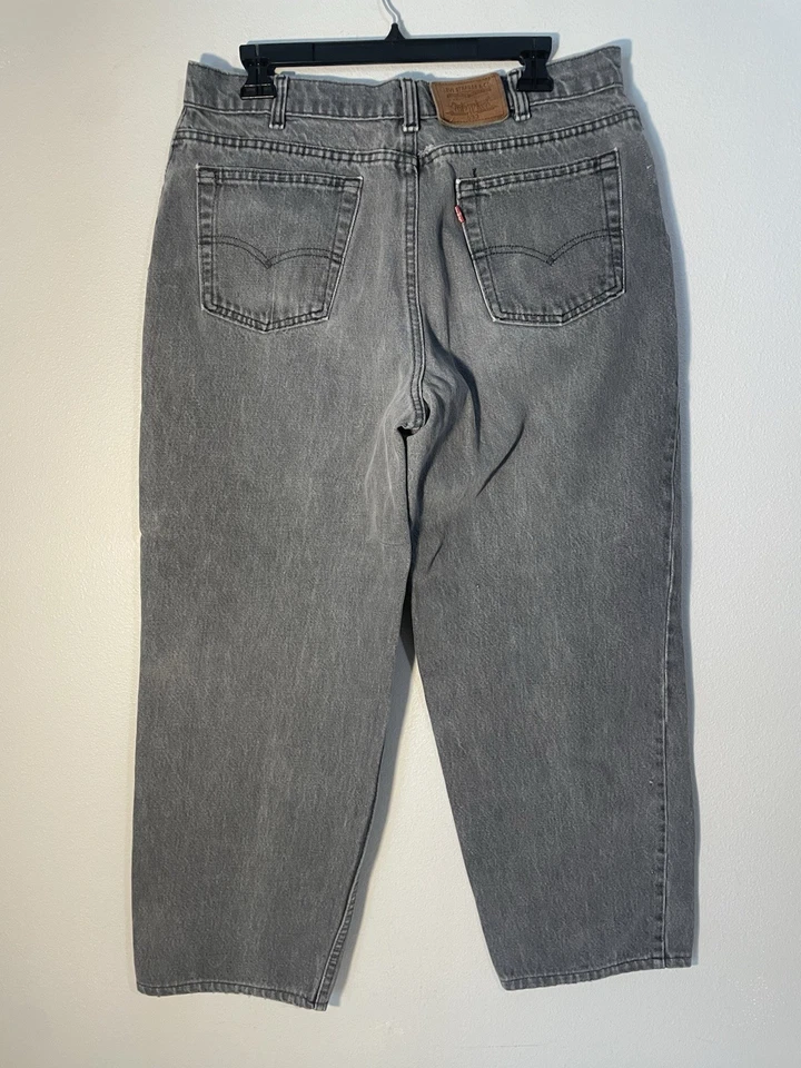 Vintage Levi’s Leather Patch 533 Women’s 36x32 Gray Denim Jeans Red Tag 1990s - Image 4 of 4