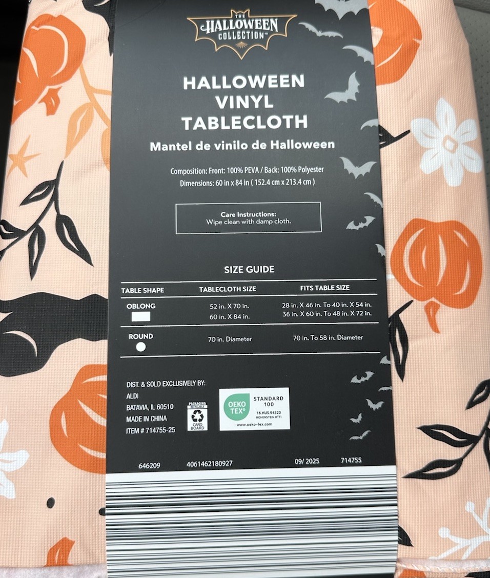 NEW Halloween Vinyl Tablecloth Oblong 60” x 84” 🐈‍⬛ Kitties Pumpkins 🎃 Spiders