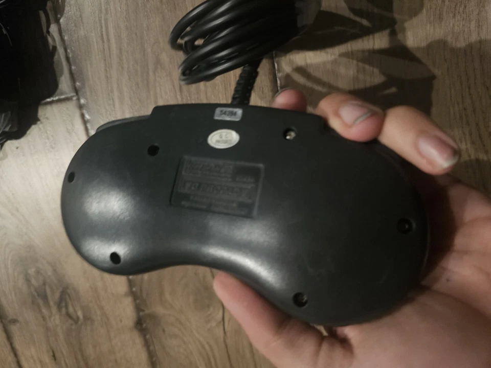 Asciiware SG ProPad 6 Controller For Sega Genesis/Mega Drive Model SV-439 - Image 3 of 3