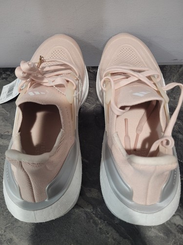 Scarpe da ginnastica donna Adidas Ultraboost leggere con rosa comode taglia 7 HQ8600 - Foto 6 di 8