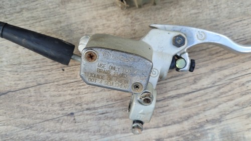2002 HUSQVARNA CR250 OEM BREMBO FRONT BRAKE MASTER CYLINDER CALIPER ASSY CR 250 - Picture 2 of 5